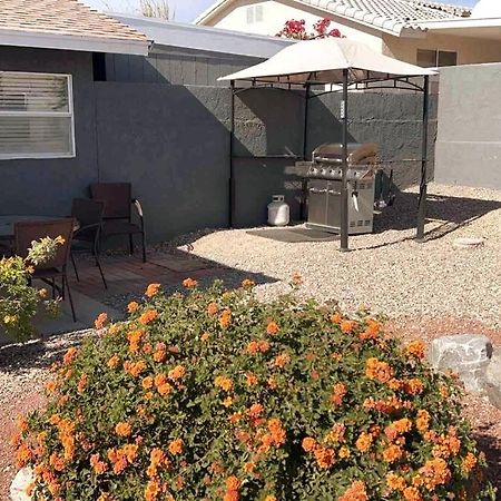 Spacious Getaway! Pool, Spa, Sleeps 9 Lake Havasu City Kültér fotó