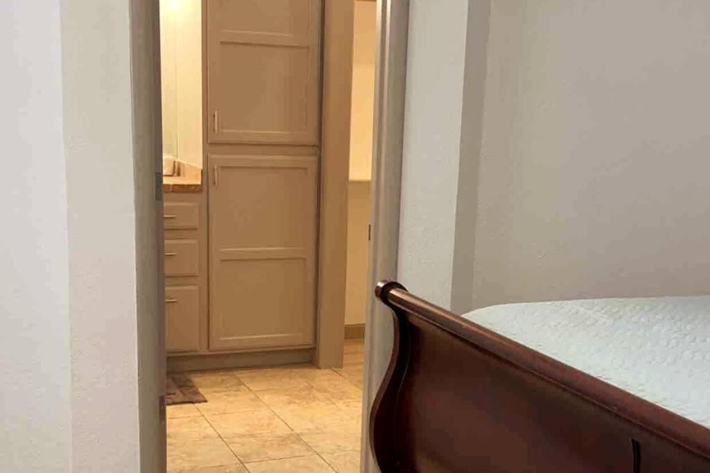 Spacious Getaway! Pool, Spa, Sleeps 9 Lake Havasu City Kültér fotó