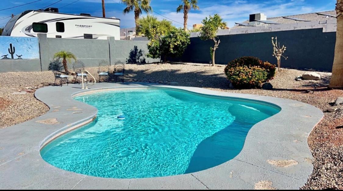 Spacious Getaway! Pool, Spa, Sleeps 9 Lake Havasu City Kültér fotó